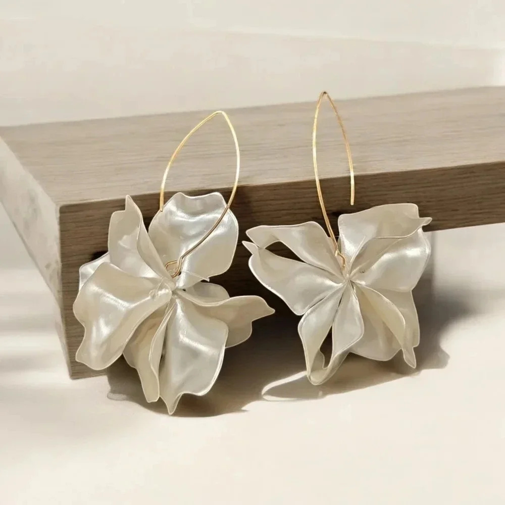 Gold Plated Acrylic Flower Dangle Earrings